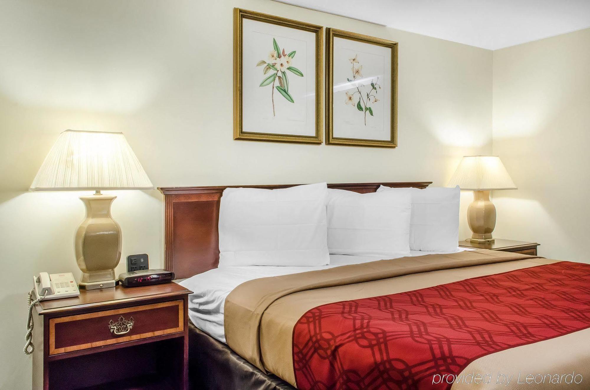 Econo Lodge Inn & Suites Denver Dış mekan fotoğraf