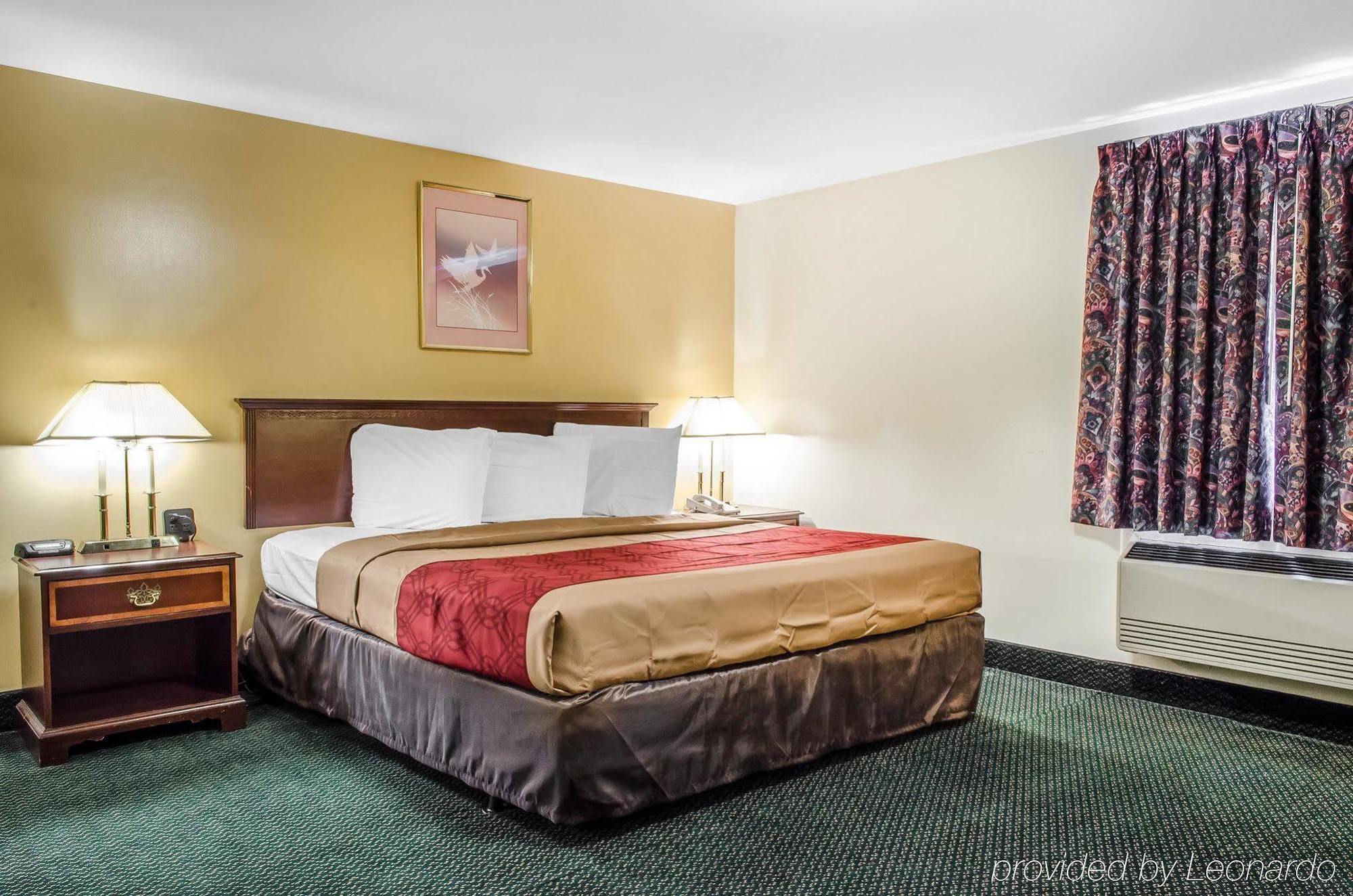 Econo Lodge Inn & Suites Denver Dış mekan fotoğraf